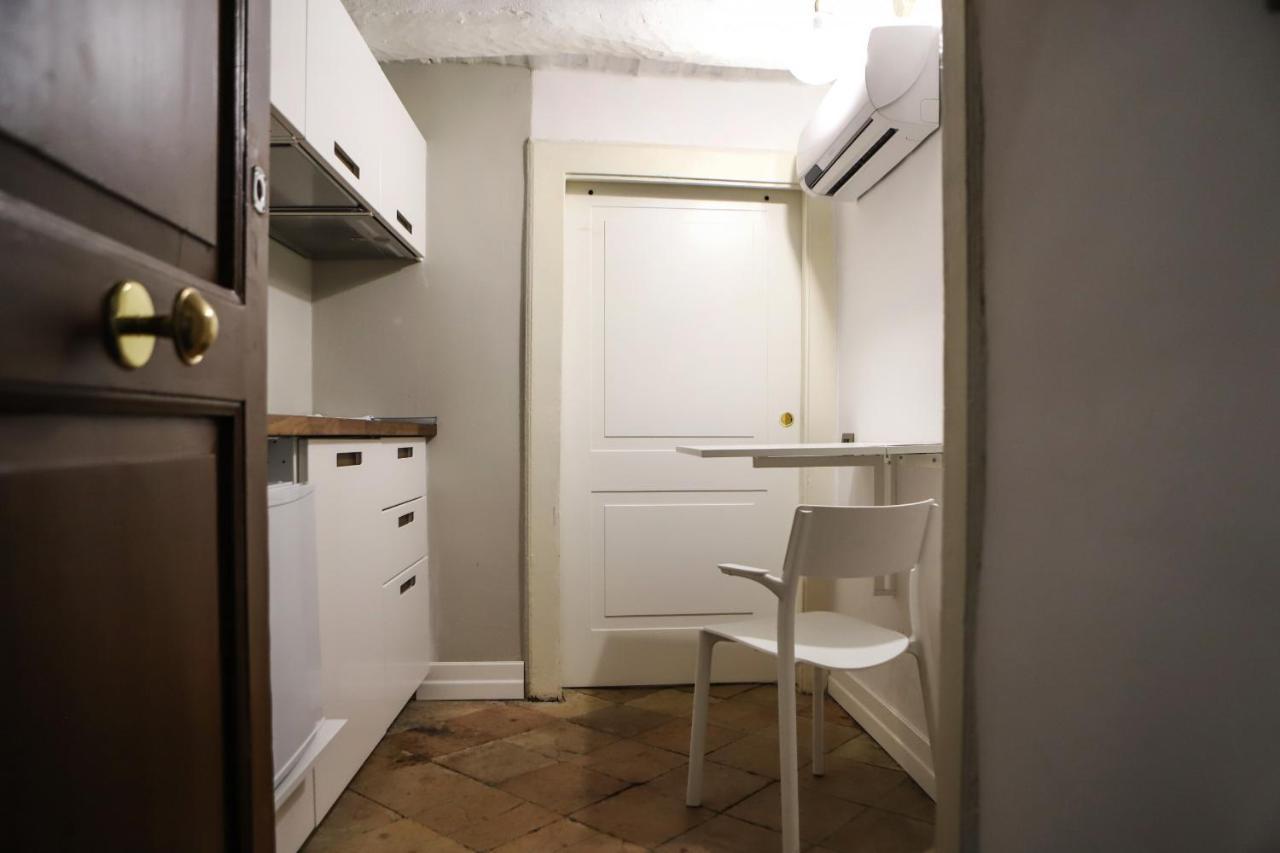 דירות נאפולי Pizzofalcone Studio By Wonderful Italy מראה חיצוני תמונה