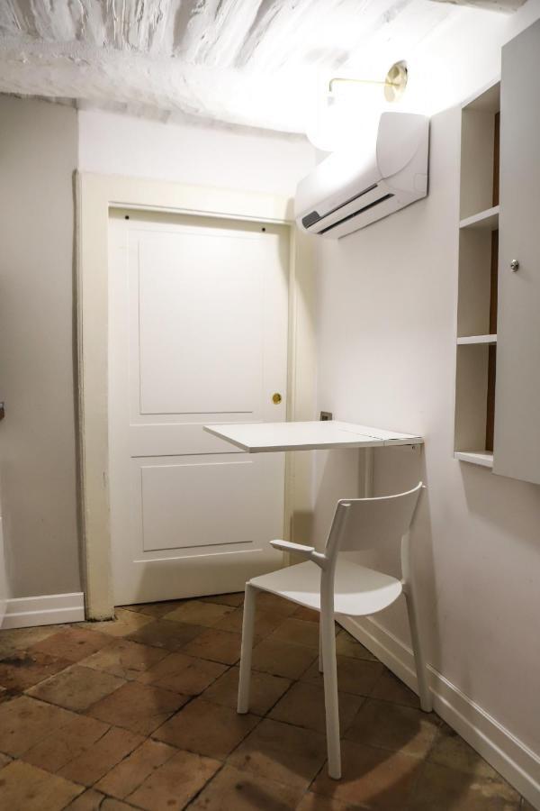 דירות נאפולי Pizzofalcone Studio By Wonderful Italy מראה חיצוני תמונה